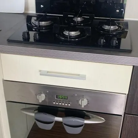 Mobil Familial Avec Clim - 4 Pers. - Api-1-52-2754 Kemping